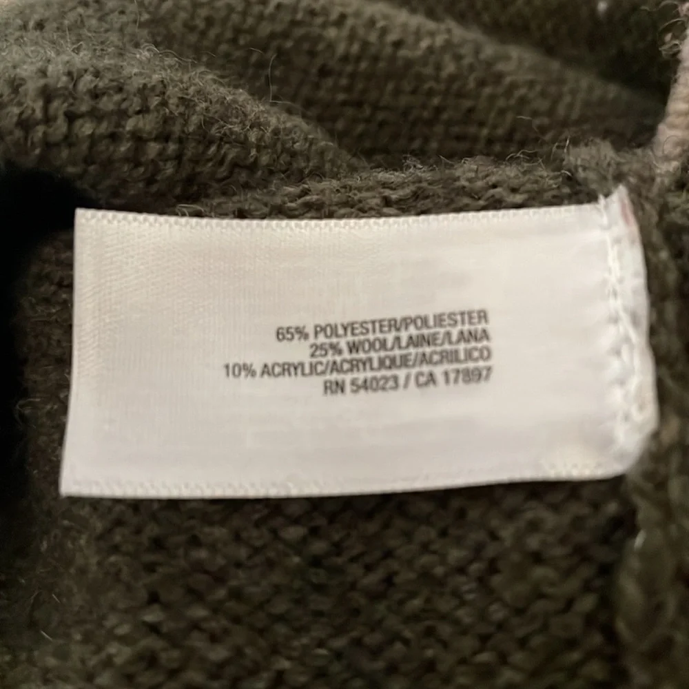 Old Navy Sz M Grandpa Sweater - Picture 4 of 6